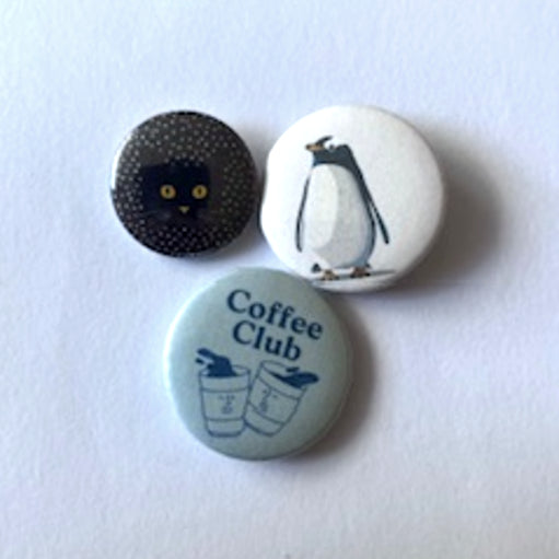 buttons pinguin kat koffie
